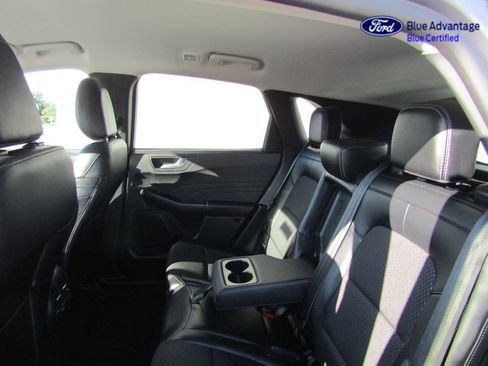 Certified 2026 Ford Escape SE w/ Class II Trailer Tow Package FWD image 28