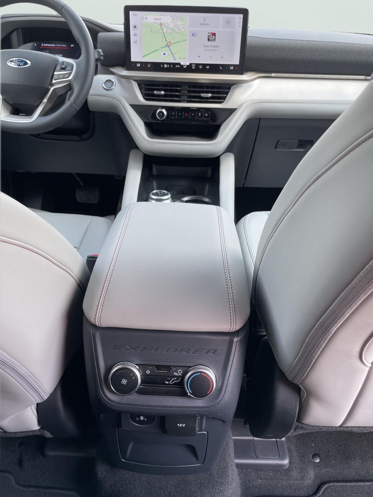Certified 2026 Ford Explorer Active w/ Active Comfort Package AWD/4WD image 15