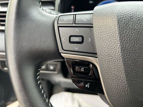 Certified 2025 Toyota Camry SE FWD image 21