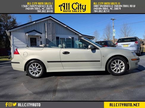 Used 2005 Saab 9-3 Arc FWD image 14