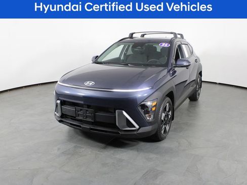 Certified 2025 Hyundai Kona SEL FWD image 2