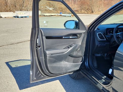 Used 2025 Kia Seltos S image 15