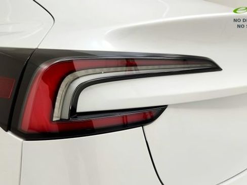 Used 2024 Tesla Model 3 Long Range RWD image 27
