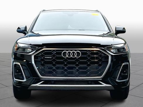 Used 2022 Audi Q5 2.0T Premium w/ Convenience Package AWD/4WD image 4