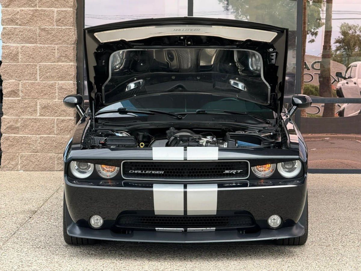 Used 2013 Dodge Challenger SRT8 w/ Harman Kardon Audio Group RWD image 21