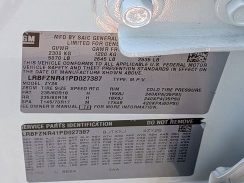 Used 2023 Buick Envision Essence FWD image 41