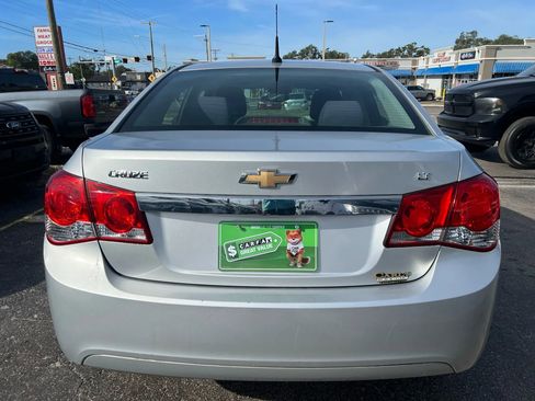 Used 2014 Chevrolet Cruze LT image 6