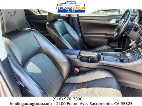 Used 2012 Lexus CT 200h Premium FWD image 15
