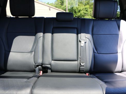 Used 2023 Toyota Tundra Platinum AWD/4WD image 30