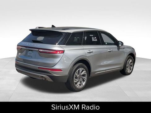 Certified 2023 Lincoln Corsair Standard w/ Equipment Group 101A image 4