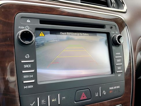 Used 2014 Buick Enclave Premium FWD image 13