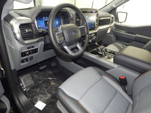 New 2025 Ford F150 Lariat w/ Equipment Group 501A Mid image 15