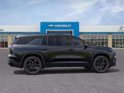 New 2027 Chevrolet Traverse LT w/ Midnight/Sport Edition FWD image 5