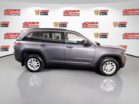 Used 2025 Jeep Grand Cherokee Laredo X AWD/4WD image 17