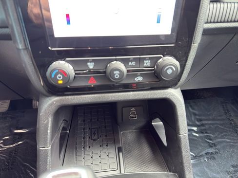 New 2025 Ford Ranger XLT AWD/4WD image 29