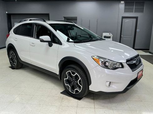Used 2015 Subaru Crosstrek 2.0i Limited w/ Popular Package #2 AWD/4WD image 2