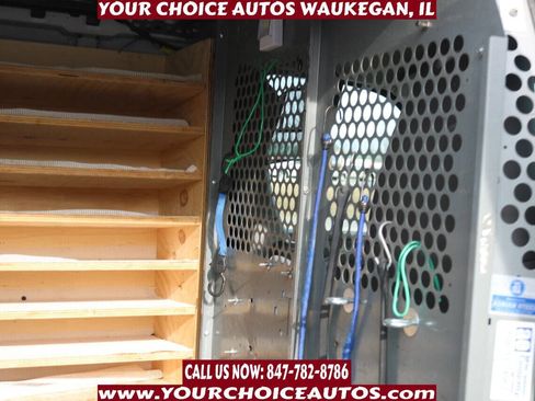 Used 2017 GMC Savana 2500 image 23