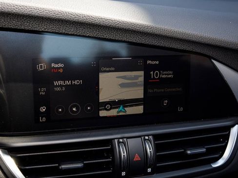 New 2026 Alfa Romeo Giulia w/ Driving Assist Package RWD image 17