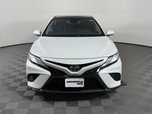 Used 2020 Toyota Camry XSE image 6