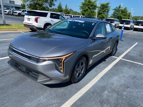 Used 2025 Kia K4 FWD image 3