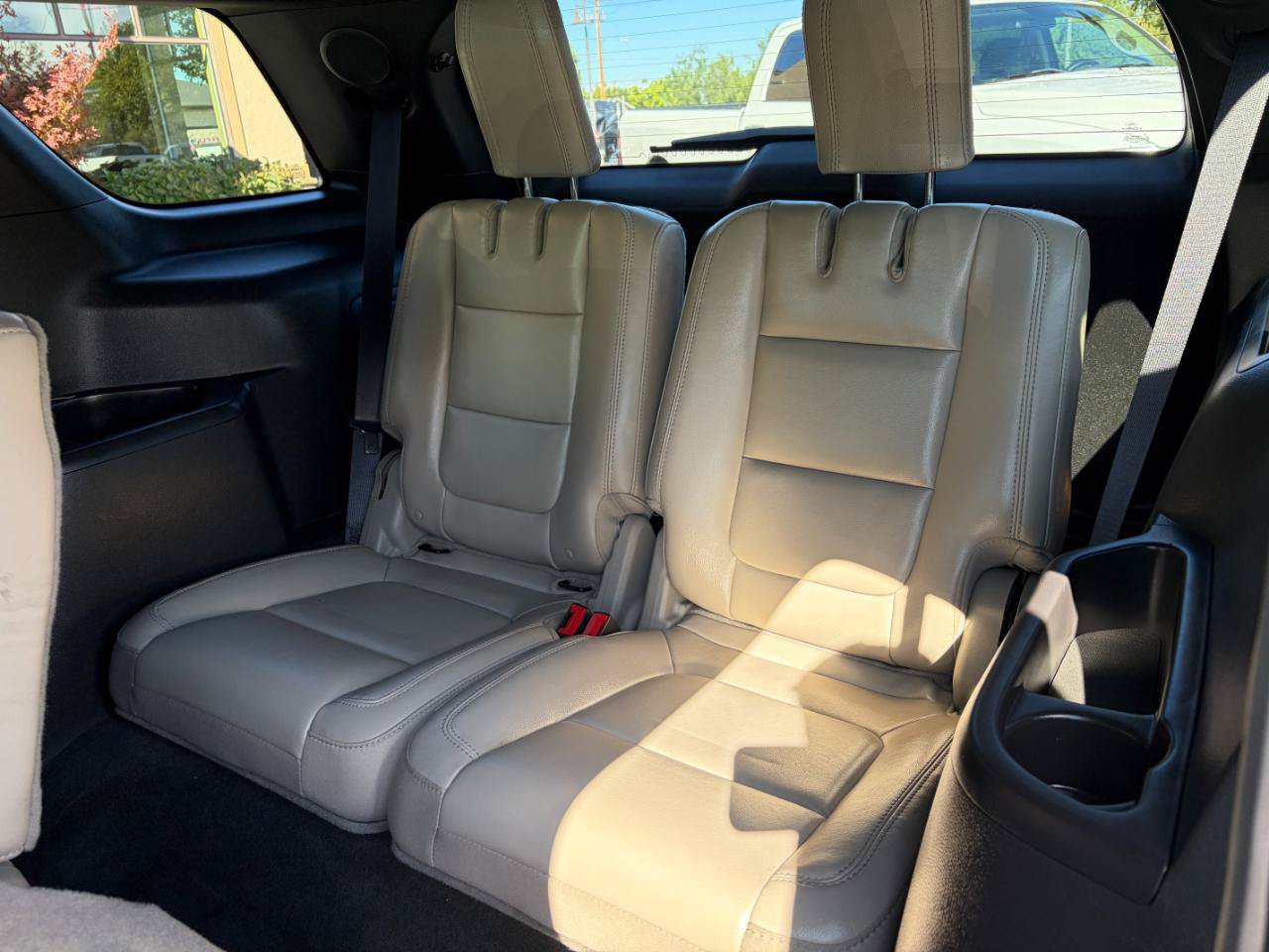 Used 2015 Ford Explorer Limited w/ Equipment Group 302A AWD/4WD image 6