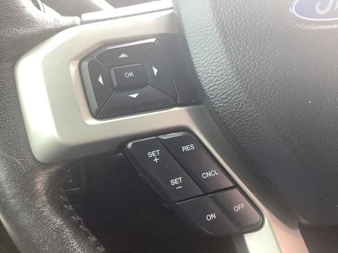 Used 2017 Ford F150 Lariat AWD/4WD image 37