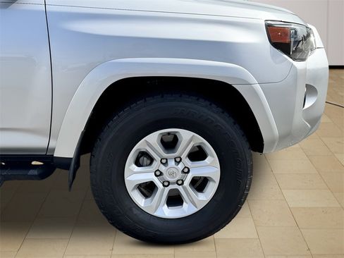 Used 2022 Toyota 4Runner SR5 Premium w/ Moonroof Package image 48