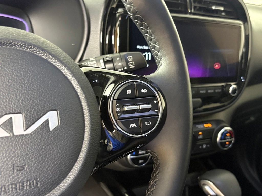 Used 2024 Kia Soul EX FWD image 22