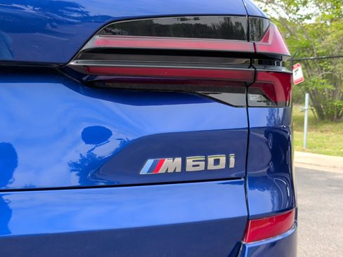 Used 2024 BMW X5 M60i w/ Executive Package image 11