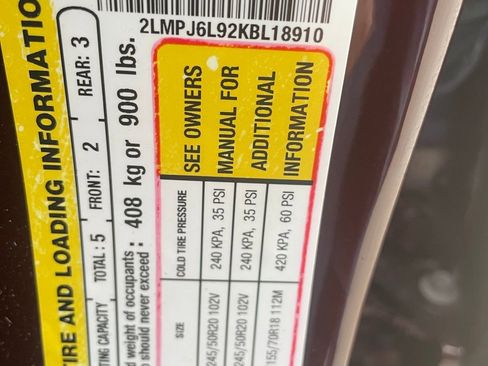 Used 2019 Lincoln Nautilus Reserve image 13