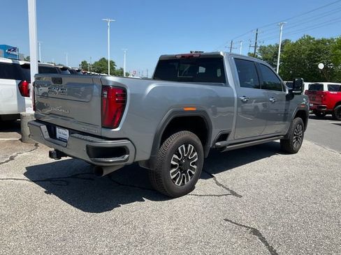 Used 2024 GMC Sierra 2500 Denali Ultimate AWD/4WD image 27