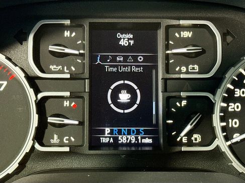 Used 2020 Toyota Tundra SR5 w/ TRD Off-Road Package AWD/4WD image 19