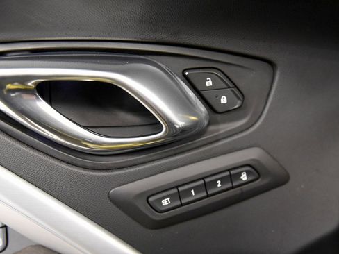 Used 2017 Chevrolet Camaro SS image 19