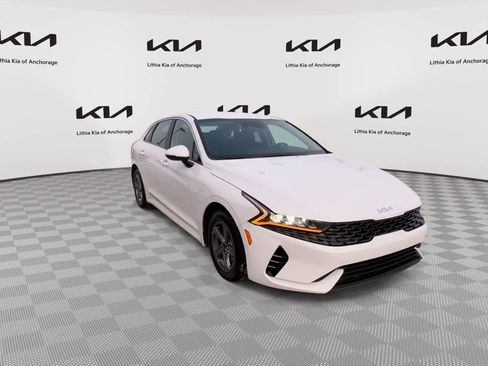 Used 2023 Kia K5 LXS image 2