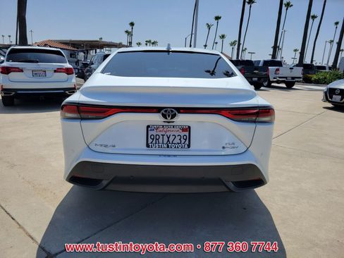 Used 2024 Toyota Mirai w/ Advanced Technology Package RWD image 5
