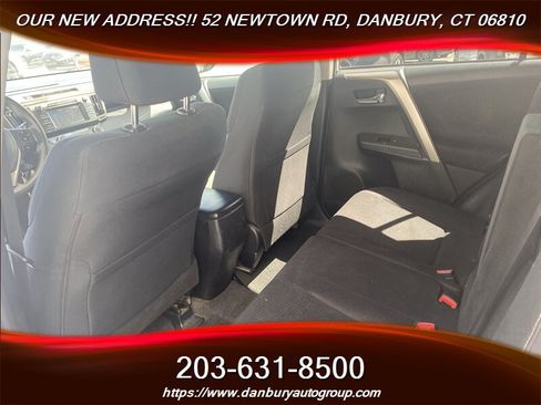 Used 2015 Toyota RAV4 XLE AWD/4WD image 18
