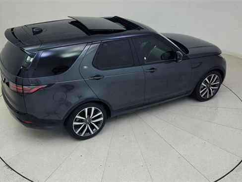 Used 2024 Land Rover Discovery Dynamic SE image 87