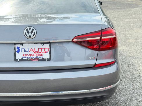 Used 2018 Volkswagen Passat 2.0T SE image 82