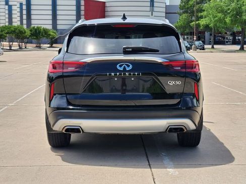 Used 2019 INFINITI QX50 Luxe FWD image 6