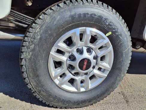 New 2026 GMC Sierra 2500 Pro w/ Convenience Package image 24