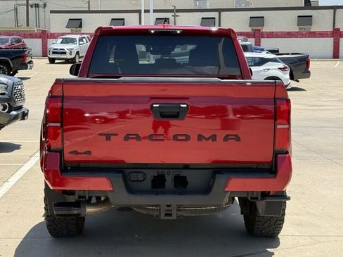 Used 2024 Toyota Tacoma TRD Sport AWD/4WD image 5
