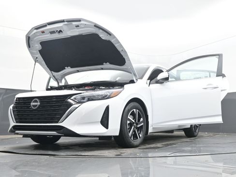 New 2025 Nissan Sentra SV w/ All-Weather Package image 40