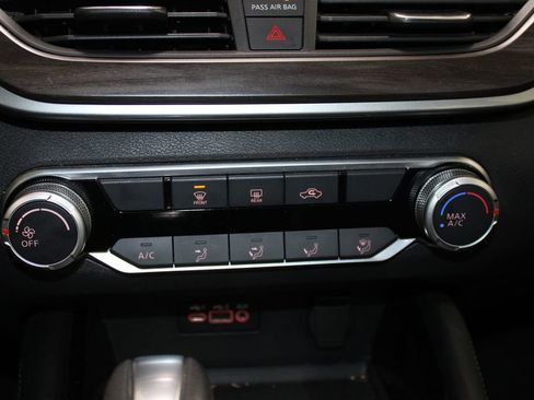 Used 2023 Nissan Altima 2.5 SV FWD image 32