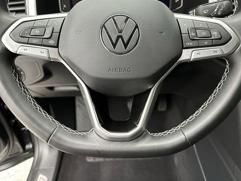 Used 2023 Volkswagen Atlas Cross Sport SE image 14