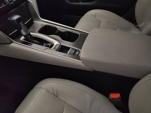 Used 2018 Honda Accord EX-L image 26