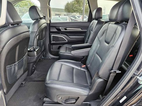 Used 2022 Kia Telluride S image 17
