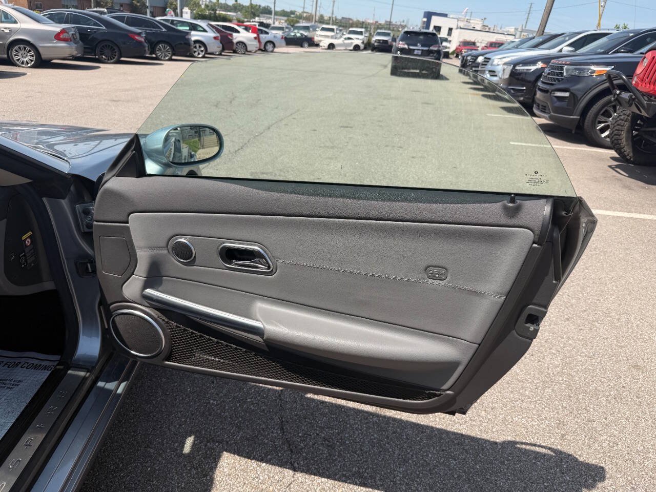 Used 2005 Chrysler Crossfire Limited RWD image 21