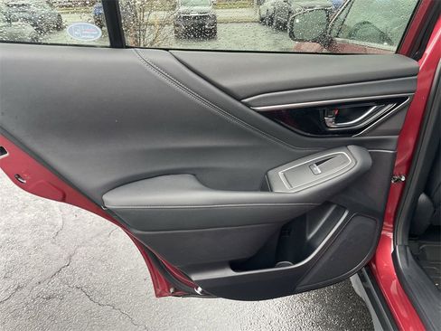 Certified 2022 Subaru Outback Limited image 23