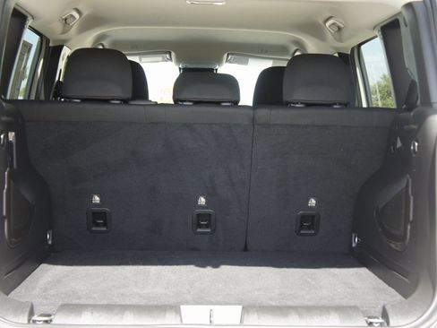 Used 2023 Jeep Renegade Trailhawk image 37