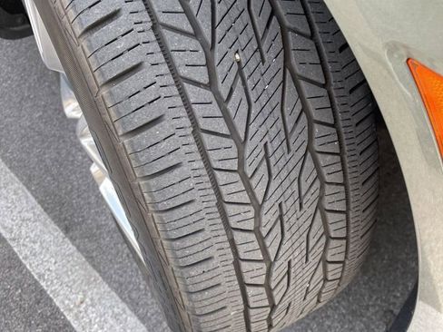 Used 2023 Buick Enclave Essence w/ Experience Buick Package image 12